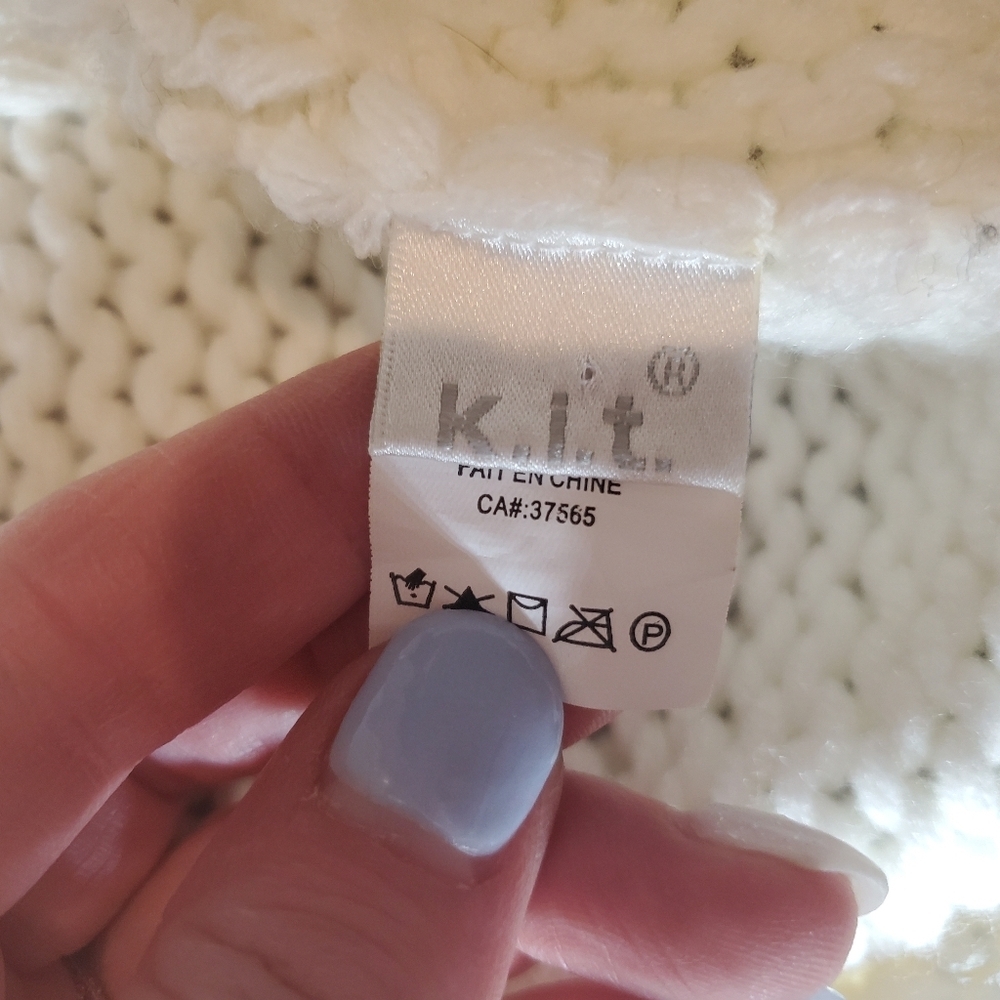 K.I.T. Keep it Trendy Women's Cream and Silver Neck Wrap Infinity Scarf NWOT - Picture 3 of 14